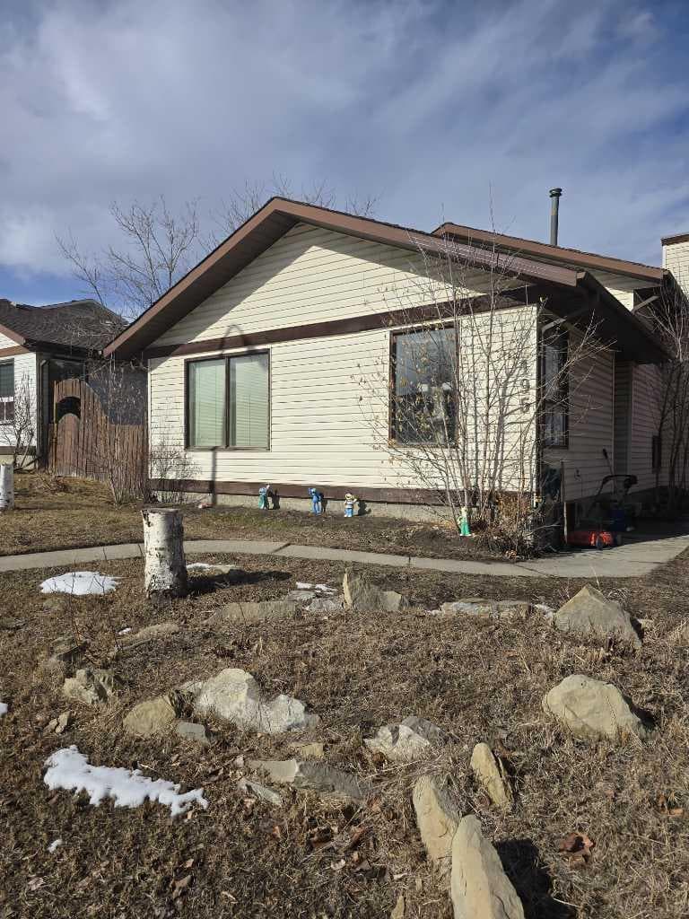 Photo of 195 Shawglen Road SW, Calgary