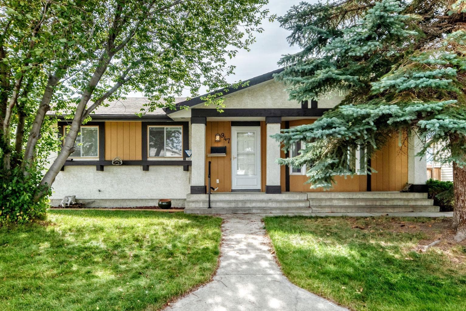 Listing A2338420 photo 1